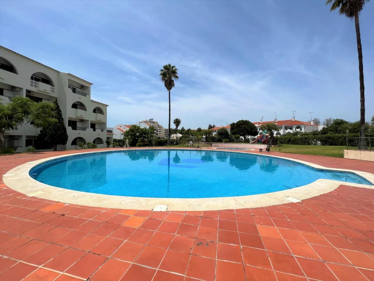 Albufeira Twins 2 With Pool By Homing Apartment Exterior photo